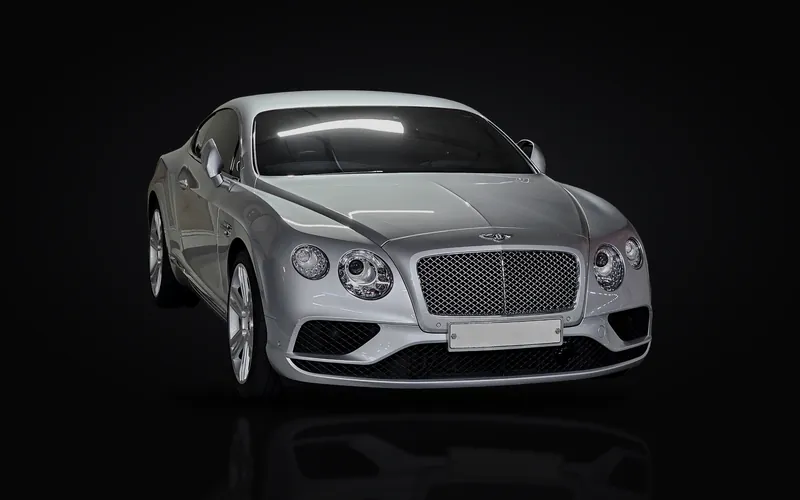 Bentley Continental GT in the studio